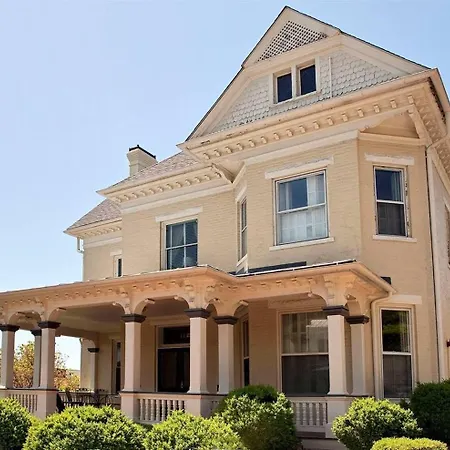 Frederick House-2